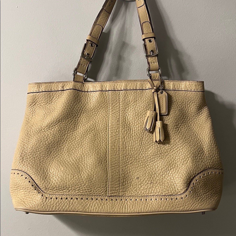 Coach Beige Leather Tote with Front Zip - Picture 2 of 12